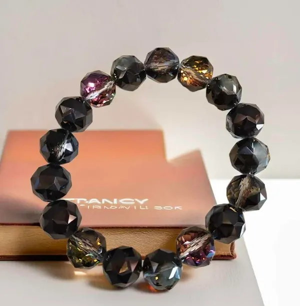 Crystal_Stone_Beaded_Bracelet