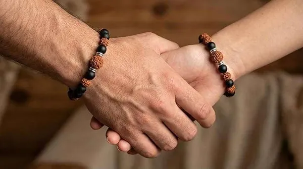 Rudraksha_Karungali_Bracelet