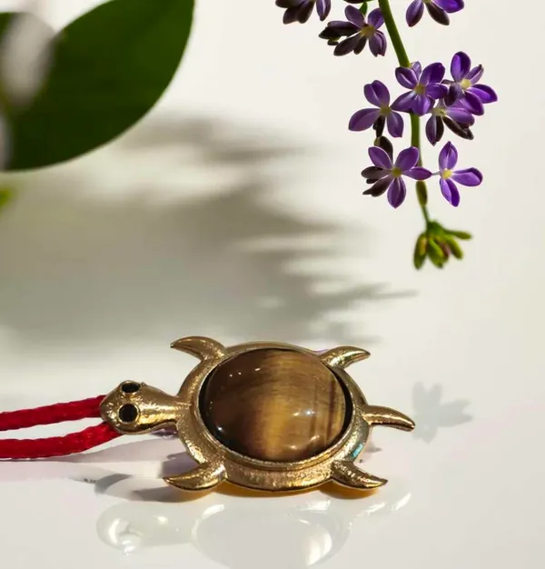 Natural_Stone_Turtle_Pendant_Necklace