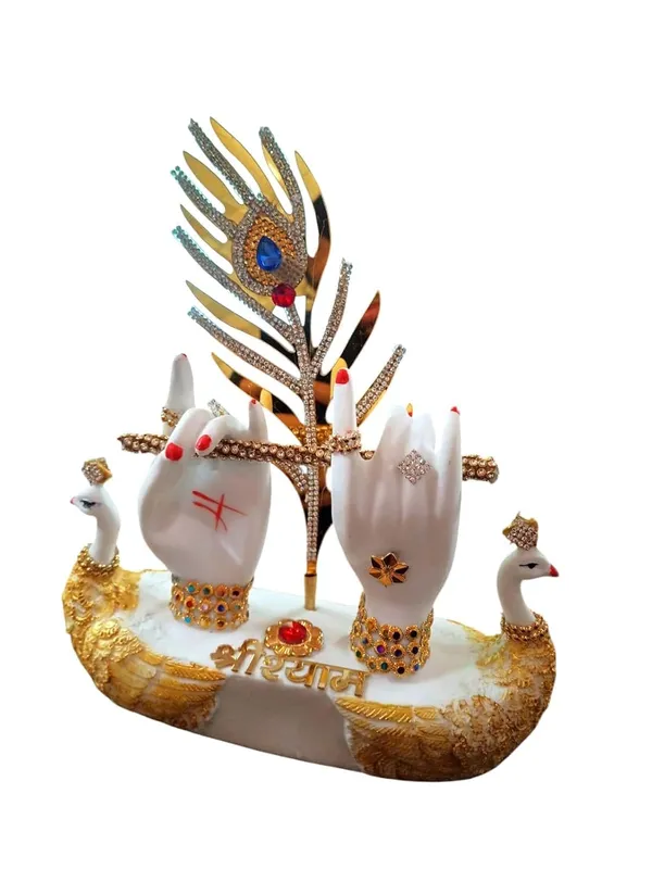 Krishna_Idol_With_Peacock_Feather