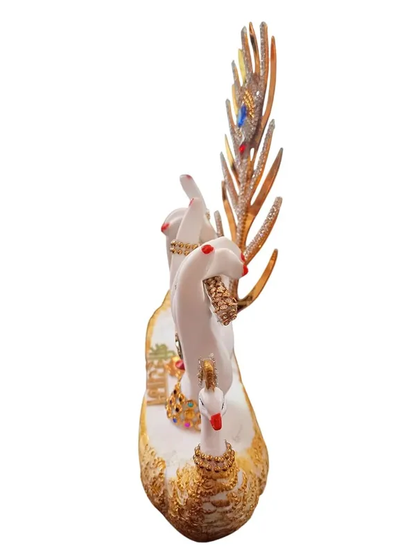 Krishna_Idol_With_Peacock_Feather