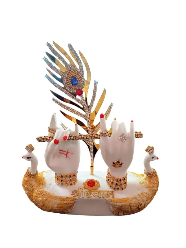 Krishna_Idol_With_Peacock_Feather