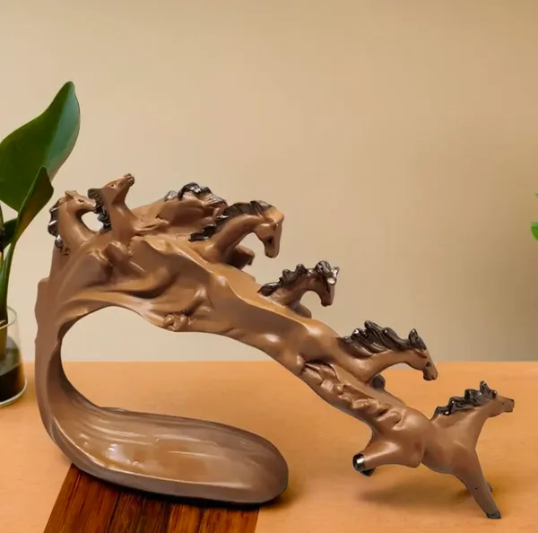 Running_Horses_Wave_Sculpture