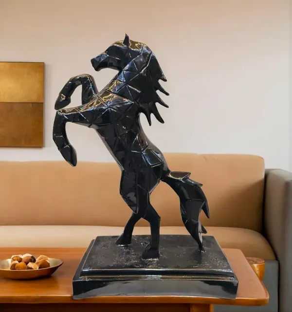 Horse_Sculpture_Resin_Figurine
