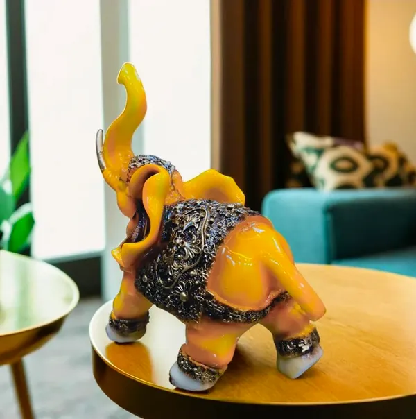 Resin_Elephant_Figurine