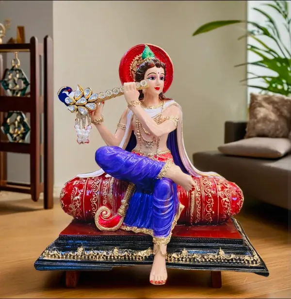 Lord_Krishna_Idol_Playing_Flute