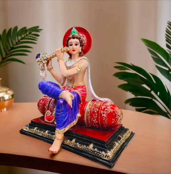 Lord_Krishna_Idol_Playing_Flute