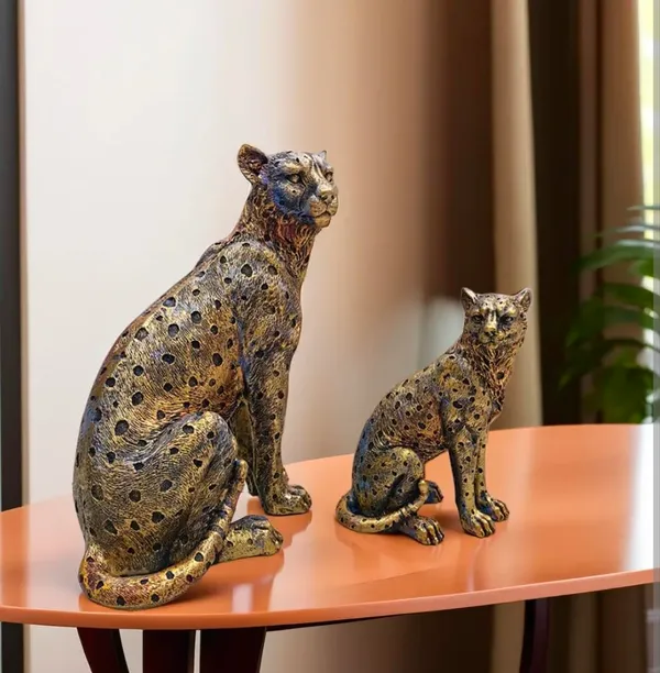 Panther_Figurine_Set