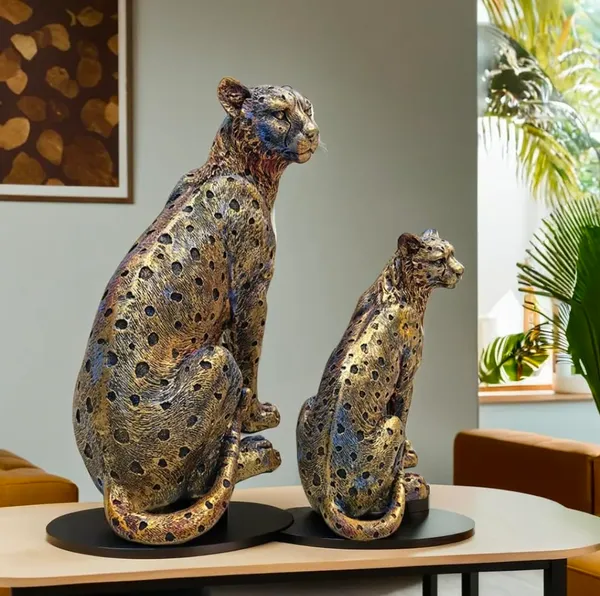 Panther_Figurine_Set