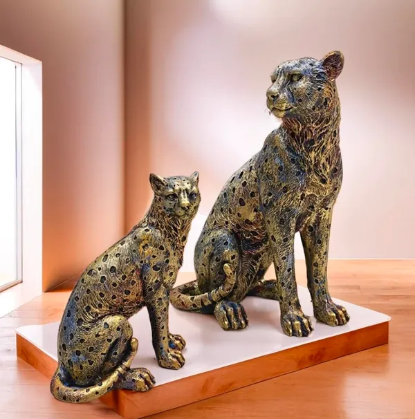 Panther_Figurine_Set