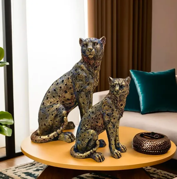 Panther_Figurine_Set