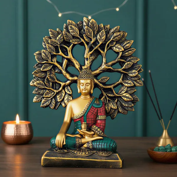 Meditating_Buddha_Statue_With_Bodhi_Tree
