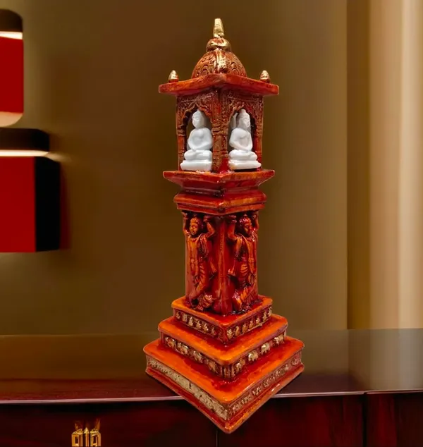 Jain_Tirthankara_Idol_On_Pedestal