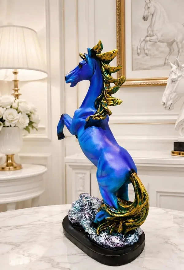 Horse_Figurine_Statue