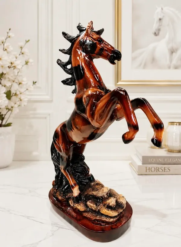 Resin_Horse_Figurine