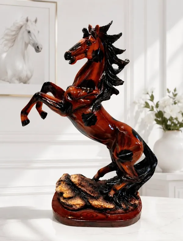 Resin_Horse_Figurine