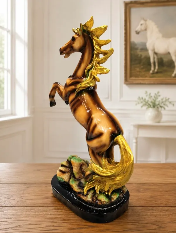 Horse_Sculpture_Resin_Figurine