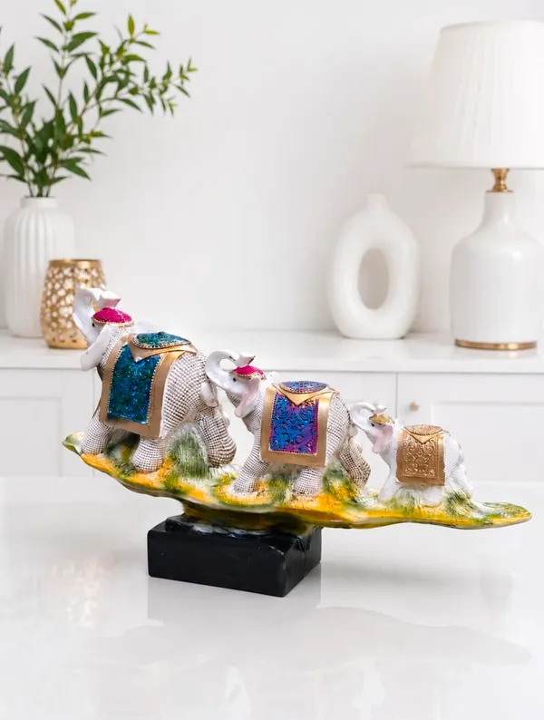 Elephant_Family_Figurine_Statue
