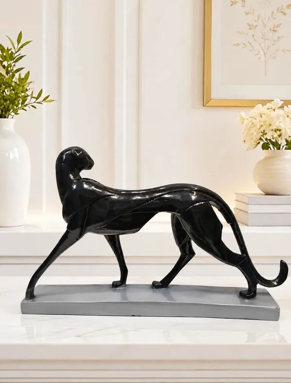 Black_Panther_Sculpture_Figurine