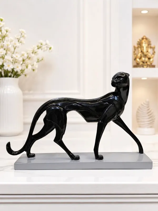 Black_Panther_Sculpture_Figurine
