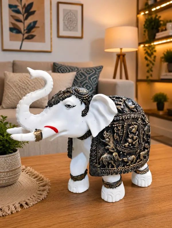 Resin_Elephant_Figurine