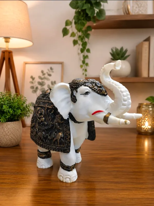Resin_Elephant_Figurine