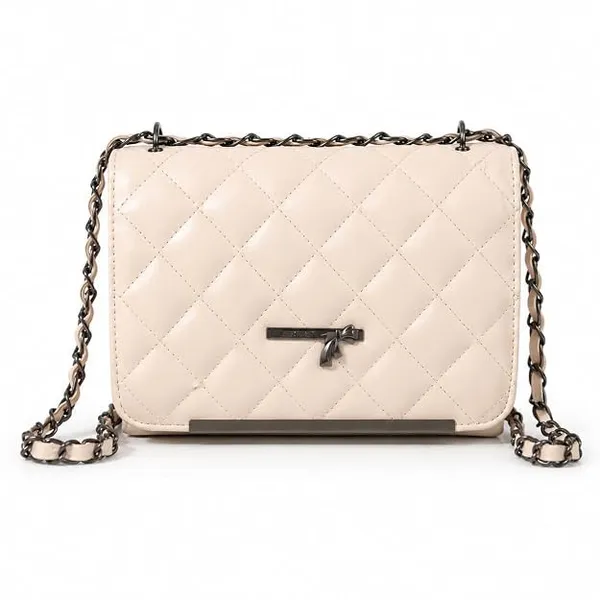 Quilted_Crossbody_Bag_With_Chain_Strap