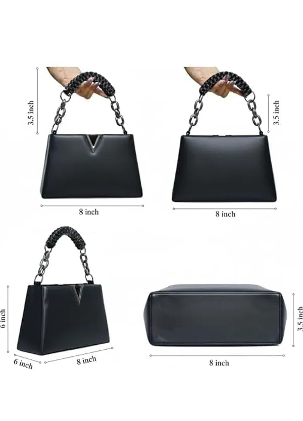 Shoulder_Bag_With_Chain_Handle