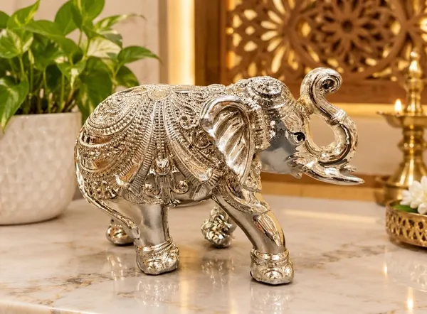 Silver_Elephant_Figurine