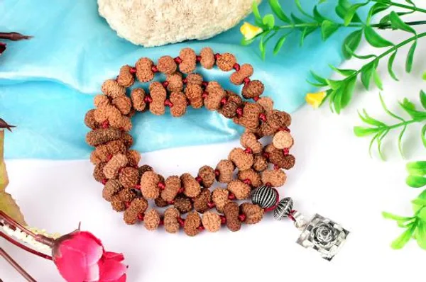 13_Mukhi_Rudraksha_Kamadeva_Yantra_Locket_Mala