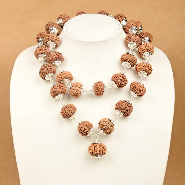 13_Mukhi_Nepali_Rudraksha_925_Silver_Flower_Caps_Kantha
