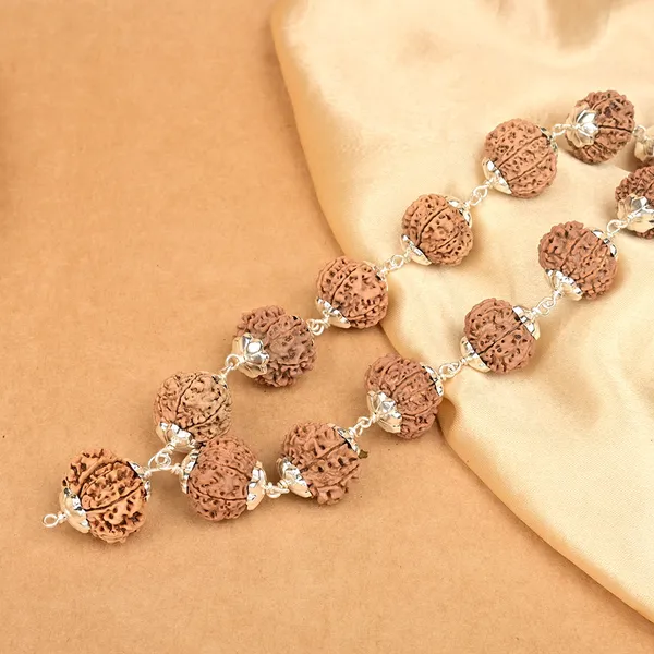 13_Mukhi_Nepali_Rudraksha_925_Silver_Flower_Caps_Kantha