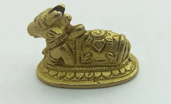 A_S_Ventures_Nandi_Vahan_Of_Shiv_Ji_Beautiful_Hand_Carved_And_Spiritual_Product_In_Brass_Gold_For_Temple_Mandir