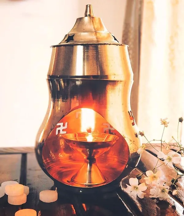 Brass_Camphor_Diffuser_Magic_Lamp_Kapoor_Daani_Dhoop_Dani_Incense_Burner_Oil_Diffuser_With_Brass_Diya_Useful_For_Loban_Bakhoor_Oudh_Agarbatti_Burner_Aroma_Lamp_Oil_Burner_With_Diya