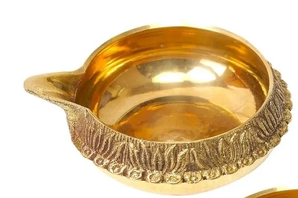 A_S_Ventures_Kuber_Brass_Diya_For_Puja_Set_Of_5_Akhand_Diya_For_Puja_Heavy_Base_Aarti_Diya_Deepak_For_Pooja_Diwali_Gift_Item_Home_Temple_Decor