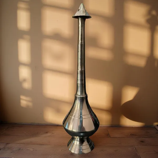 A_S_Ventures_Brass_Gulab_Pash_Rose_Water_Sprinkler_Holy_Water_Gangajal_Sombu_For_Pooja_8_Inch_Small