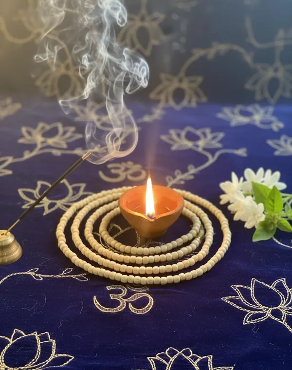 A_S_Ventures_Original_Tulsi_Mala_3mm_Beads_Natural_Light_Yellow_Round_Tulsi_Kanthi_Mala_For_Men_Women_Certified_Tulsi_Japa_Mala_For_Meditation_Pooja_Chanting_Spiritual_Wear