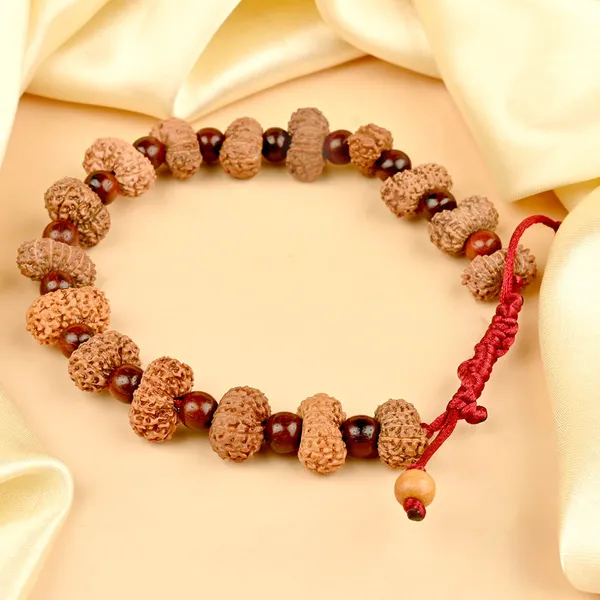 Brown_Rudraksha_15_Mukhi_Red_Sandalwood_Adjustable_Bracelet_For_Unisex