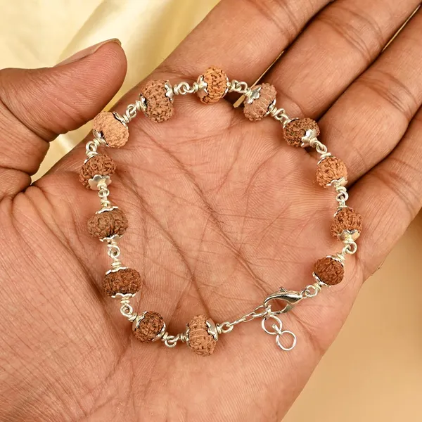 13_Mukhi_Rudraksha_925_Sterling_Silver_Flower_Caps_Bracelet