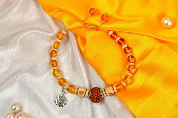 12_Mukhi_Rudraksha_Citrine_Adjustable_Bracelet