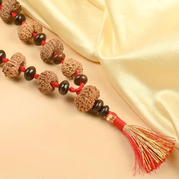 14_Mukhi_X_Red_Sandal_Elliptical_Bead_Mala