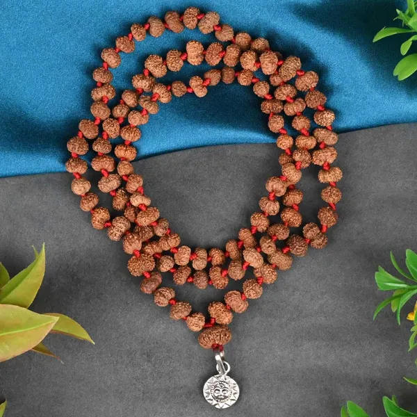 12_Mukhi_Rudraksha_Surya_Radiance_Mala_With_Silver_Locket
