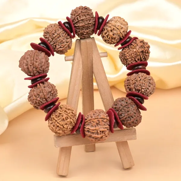 15_Mukhi_Nepali_Rudraksha_X_Red_Sandal_Woolen_Spacers_Bracelet