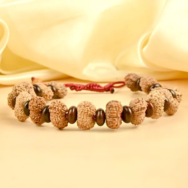 16_Mukhi_X_Red_Sandalwood_Elliptical_Bracelet