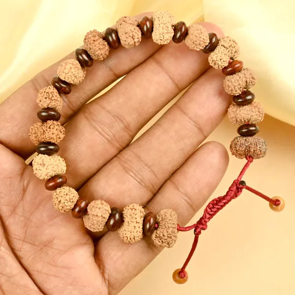 16_Mukhi_X_Red_Sandalwood_Elliptical_Bracelet