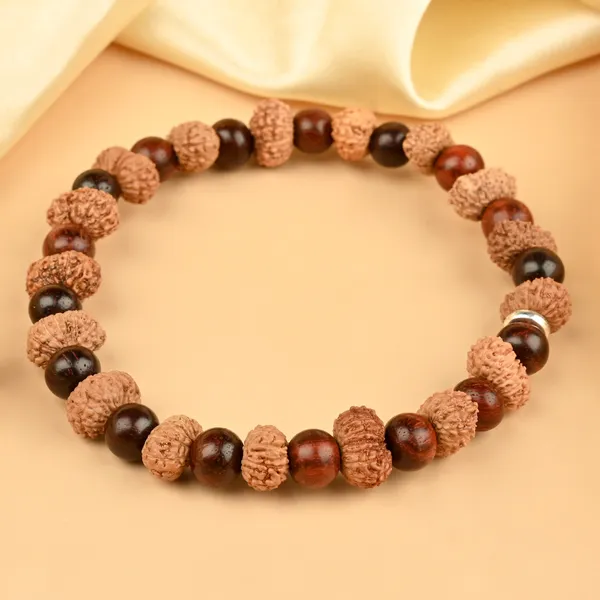 Brown_Rudraksha_14_Mukhi_Red_Sandalwood_Bracelet_For_Unisex