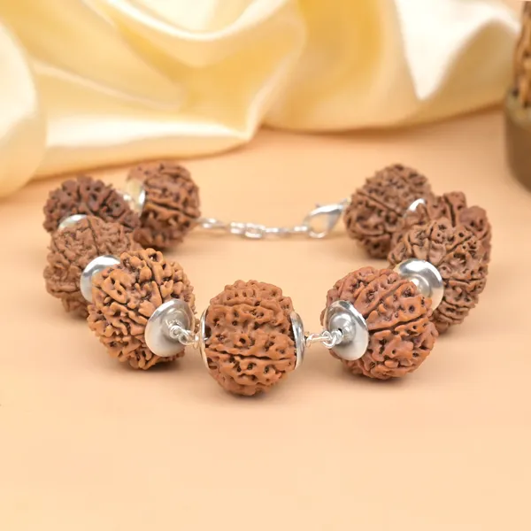 15_Mukhi_Nepali_Rudraksha_925_Silver_Plain_Caps_Bracelet