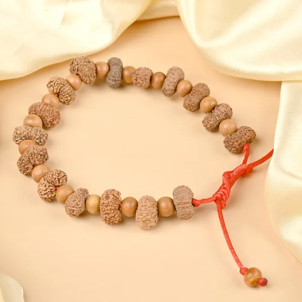 Brown_Rudraksha_16_Mukhi_White_Sandalwood_Bracelet_For_Unisex