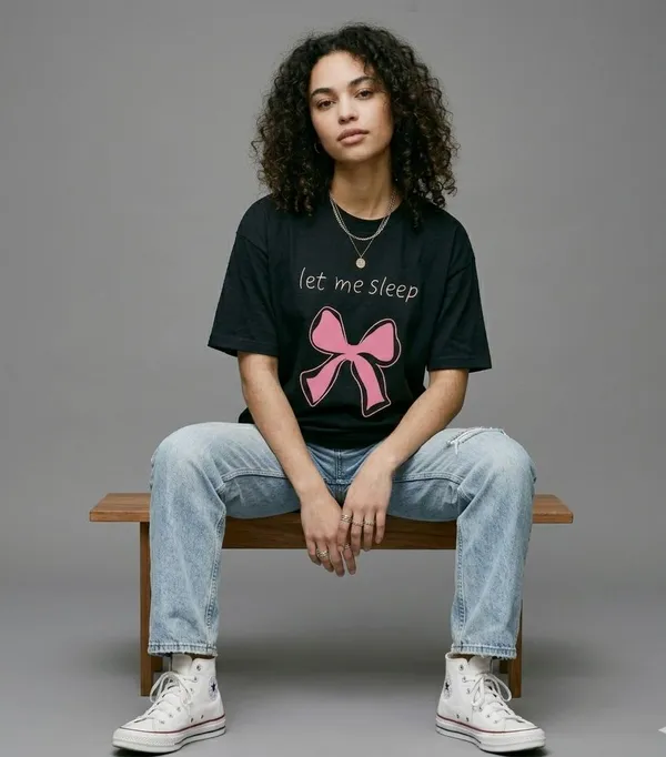 Black_Oversized_Graphic_T-Shirt_for_Women