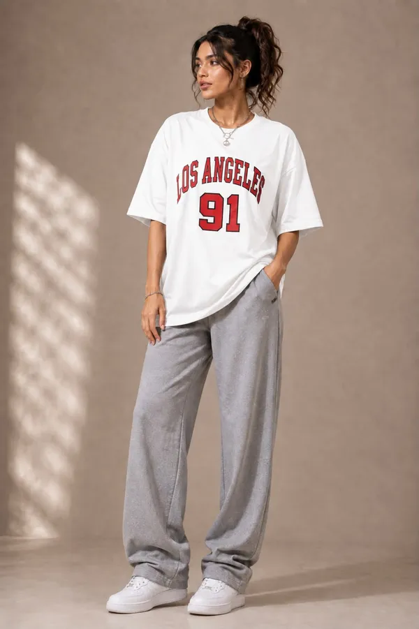 White_Cotton_Oversized_Los_Angeles_Graphic_T-Shirt_For_Women